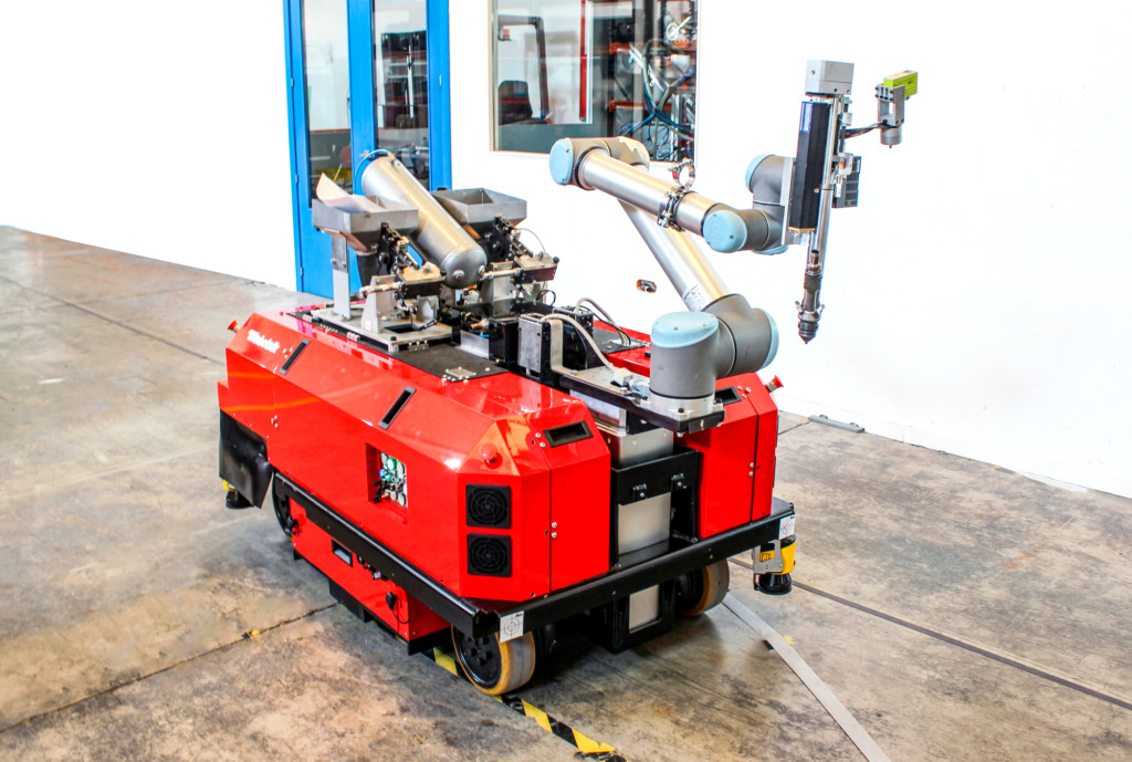 Robotnik RB-VULCANO BASE robust mobile robot for industry